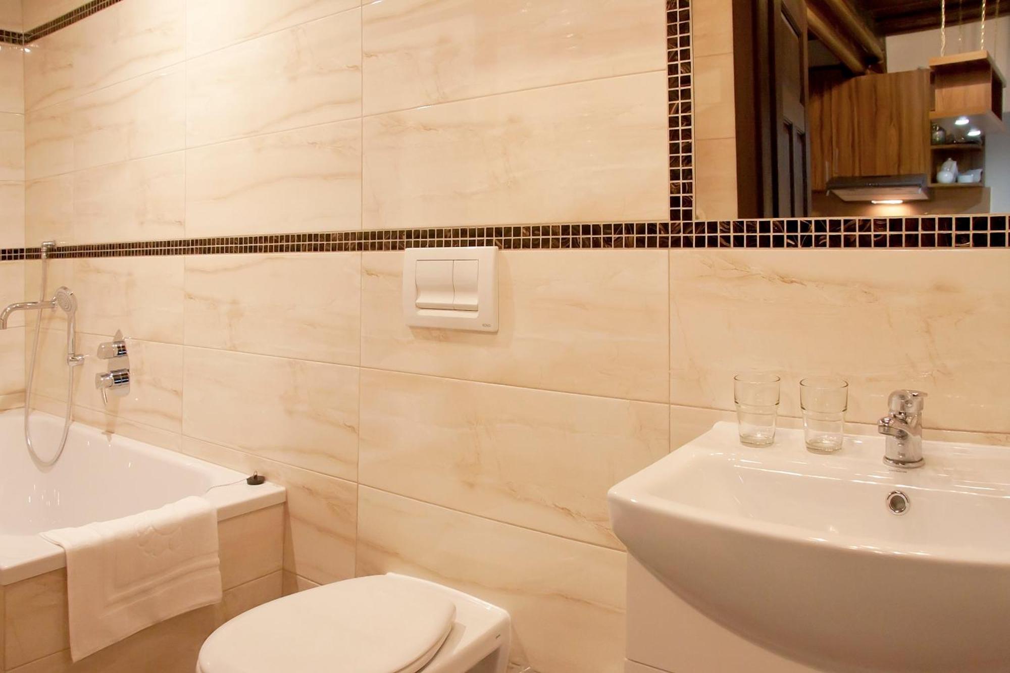 Apartamenty Hotelu Pod Orlem Stary Toruń Esterno foto